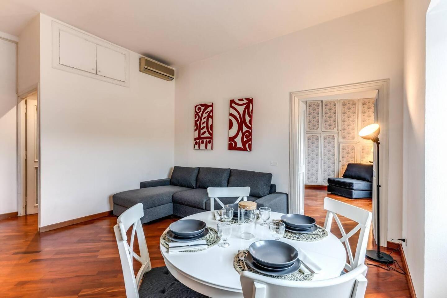 Splendid Flat On The Tiber River Rom Eksteriør billede