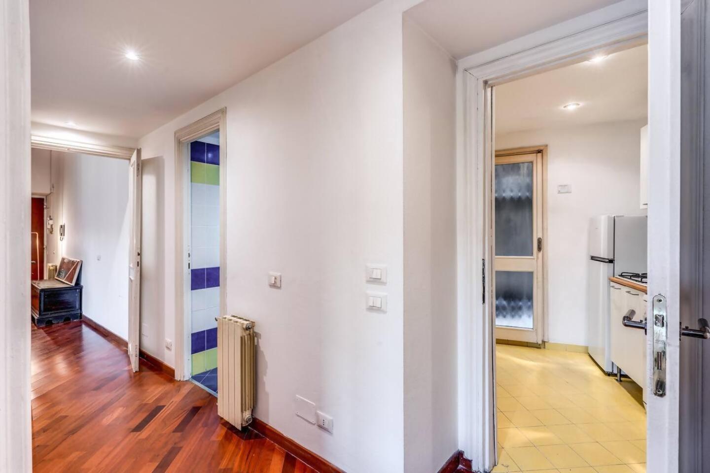 Splendid Flat On The Tiber River Rom Eksteriør billede