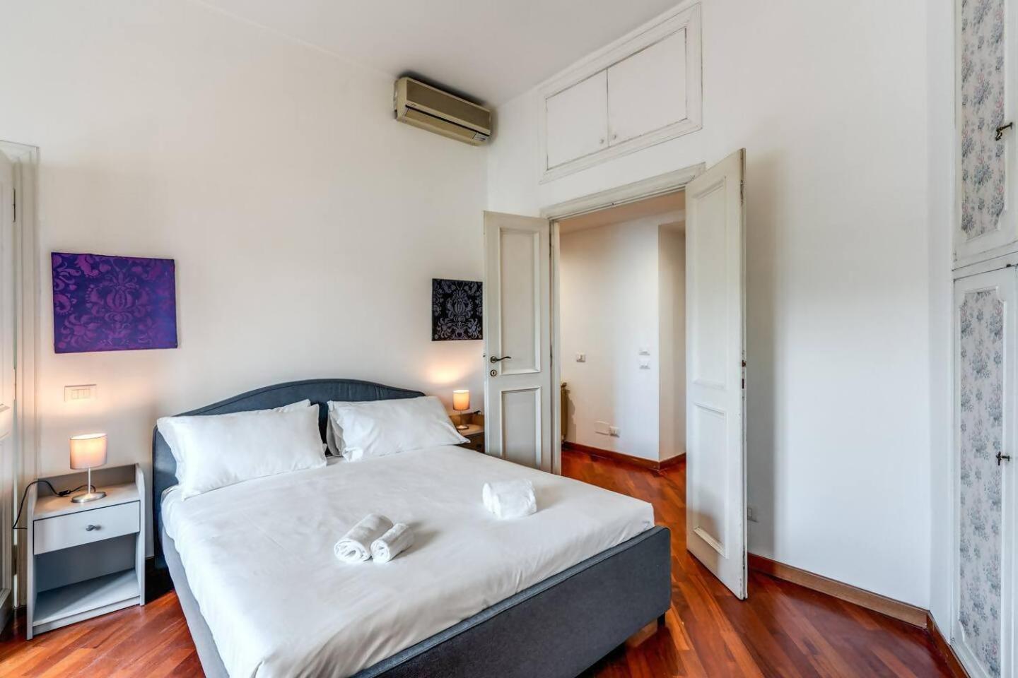 Splendid Flat On The Tiber River Rom Eksteriør billede
